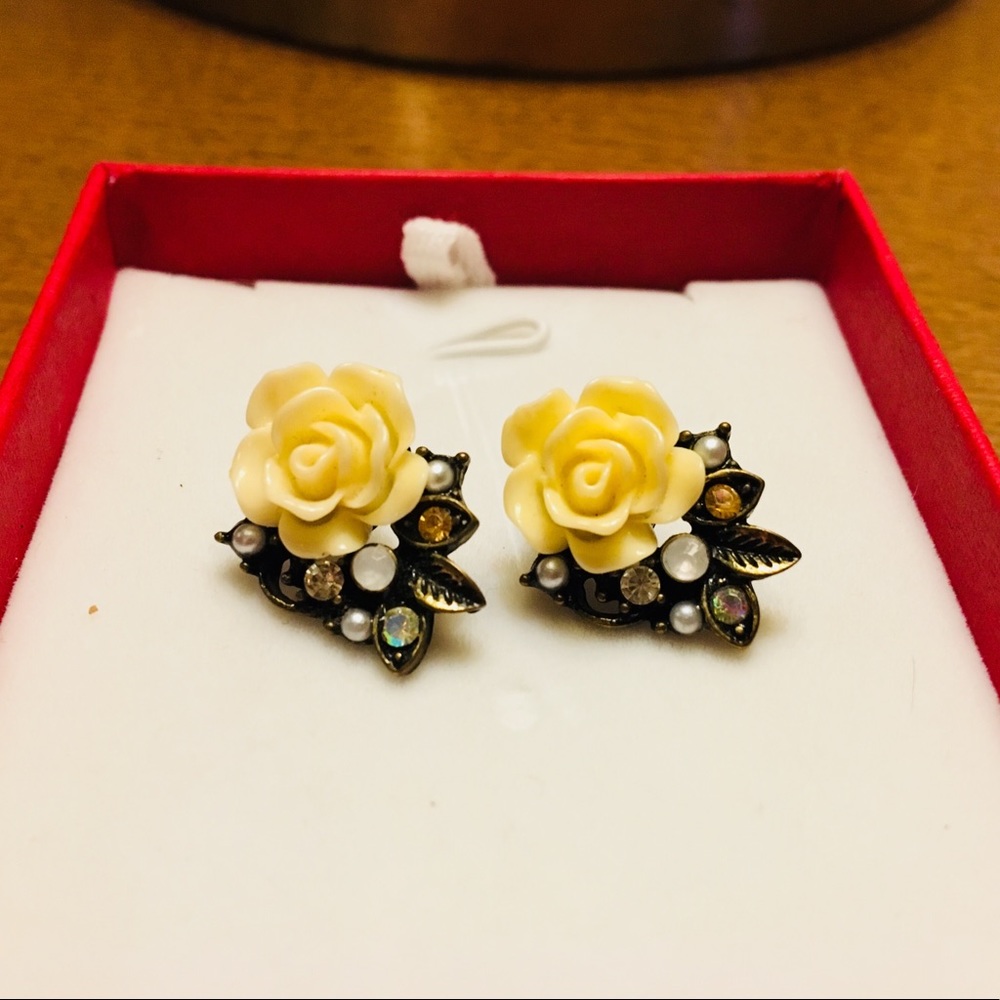 White Rose Stud Earrings